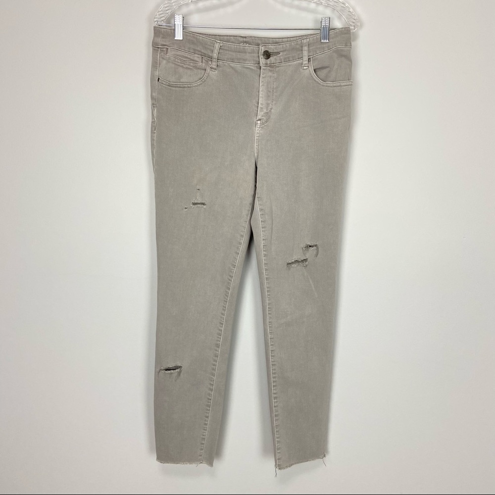Chicos Womens Jegging Skinny Ankle Jeans Gray Distressed Ripped size 0.5 (6)